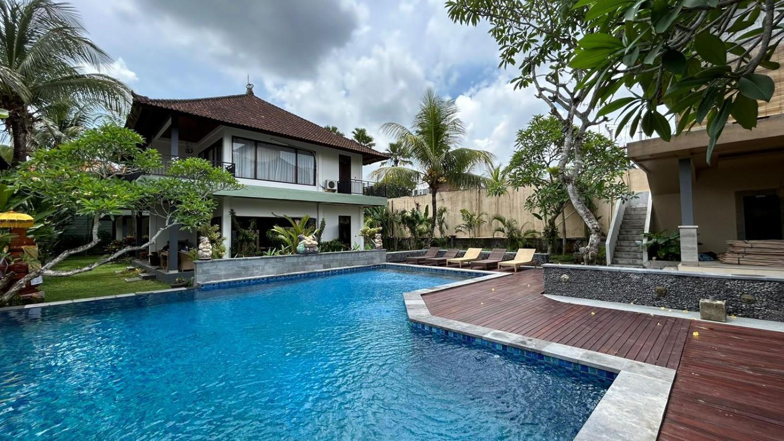 Putri Ayu Cottages