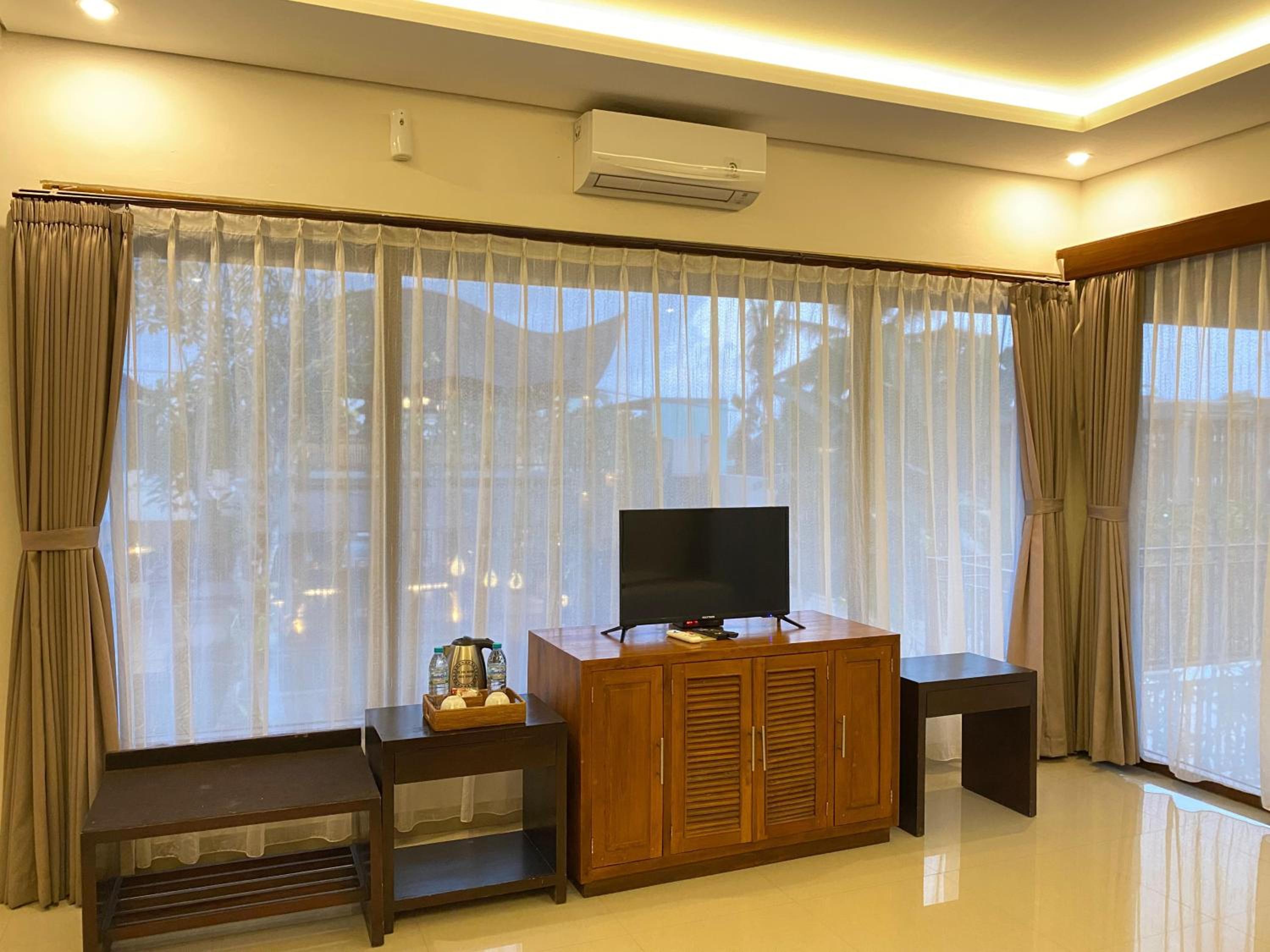 Putri Ayu Cottages