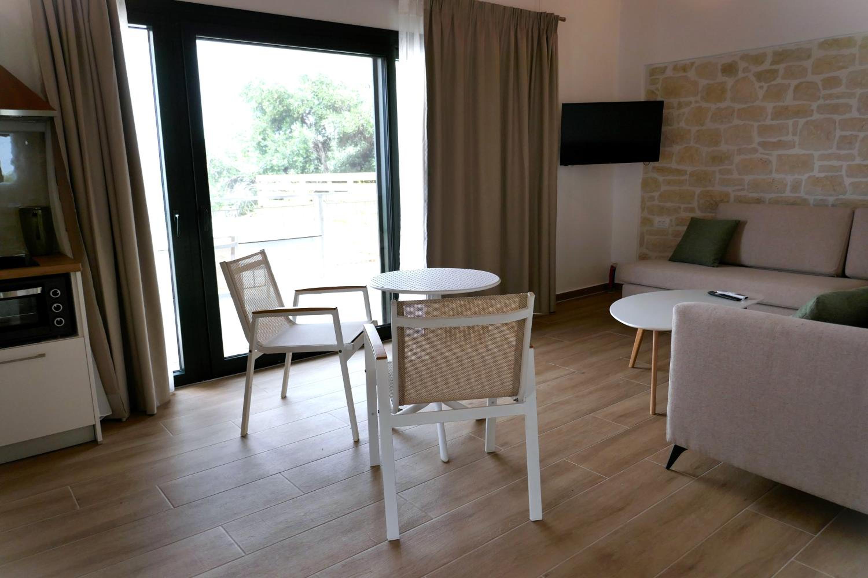 Elaia's Villas Hot Tub & Seaview view 5