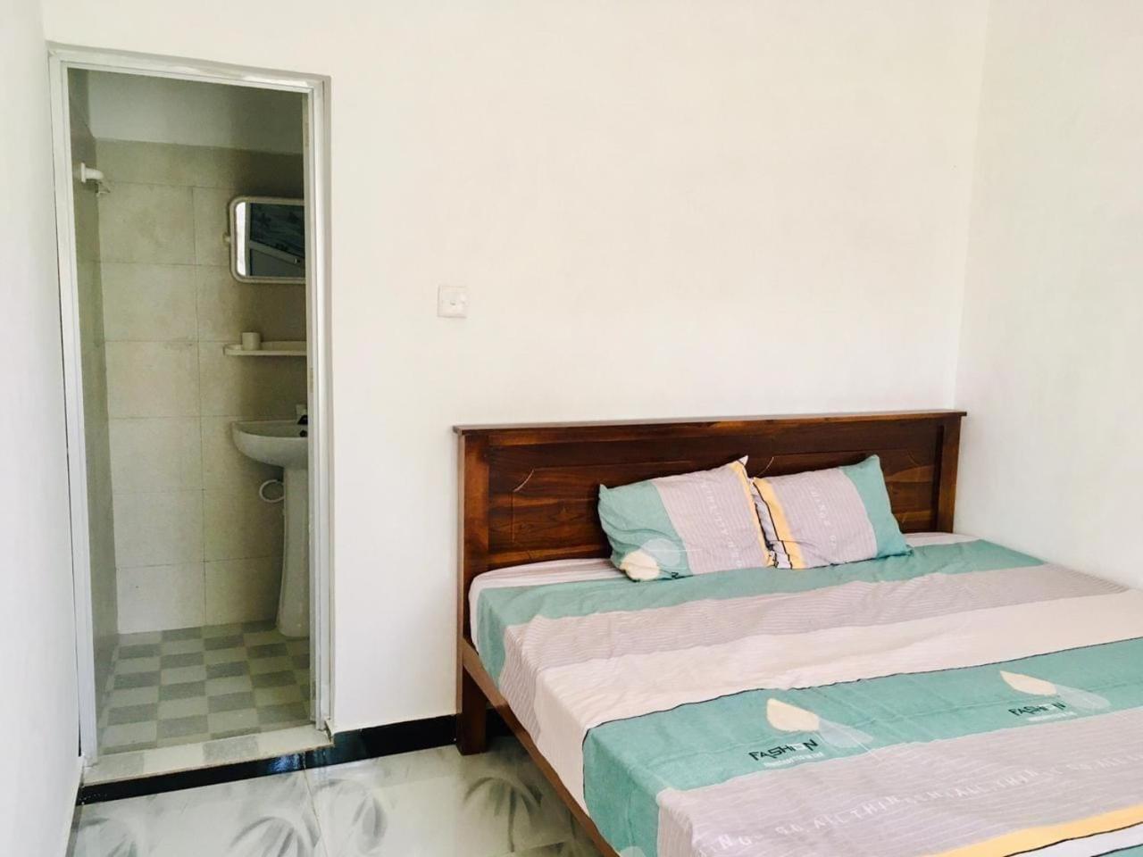 Yu T Home Stay Anuradhapura view 2