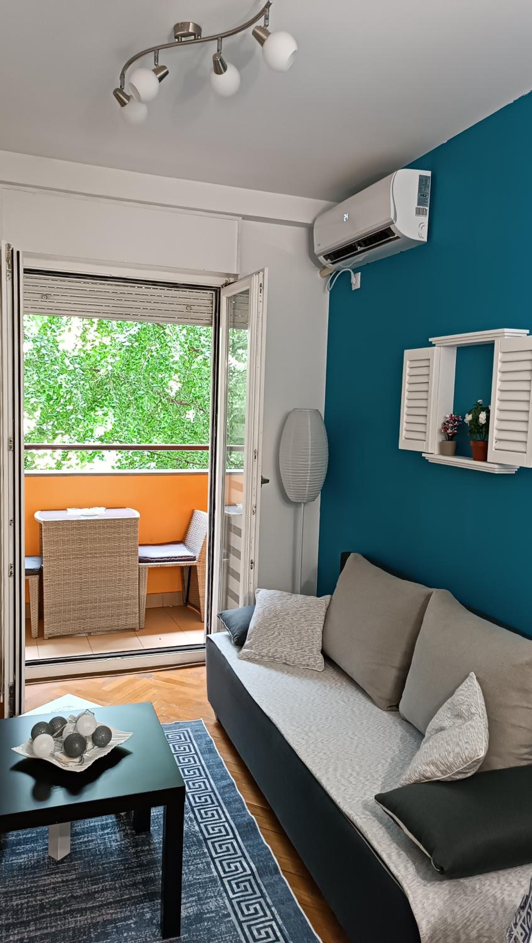 Novi Sad Apartman Tenigo view 2