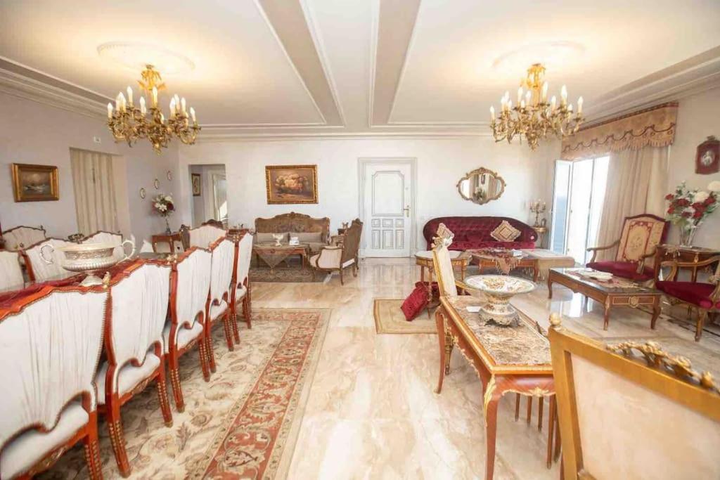 Beachfront Apartment in Alexandria