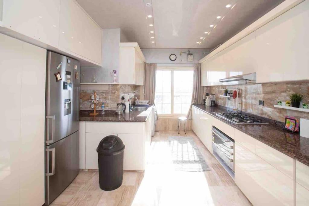 Beachfront Apartment in Alexandria