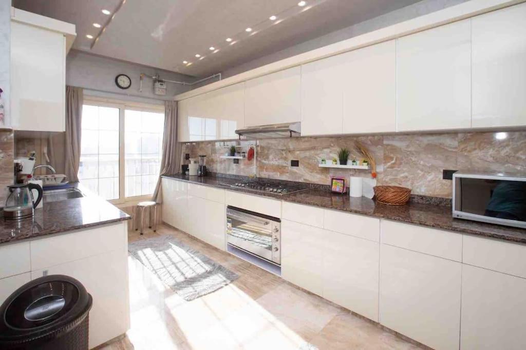 Beachfront Apartment in Alexandria