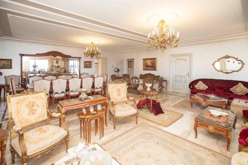 Beachfront Apartment in Alexandria