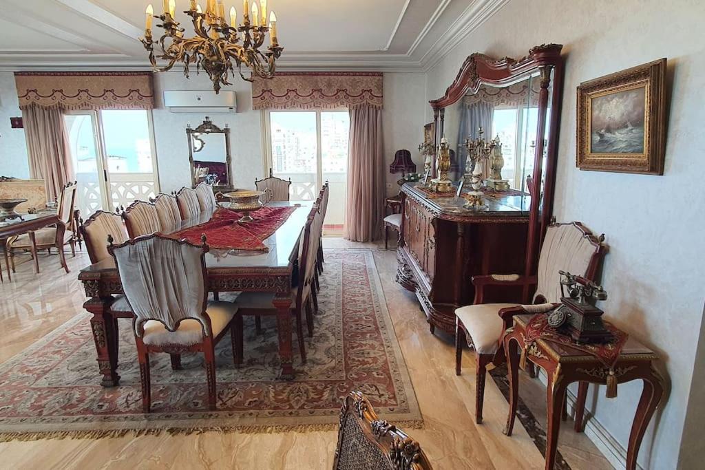 Beachfront Apartment in Alexandria