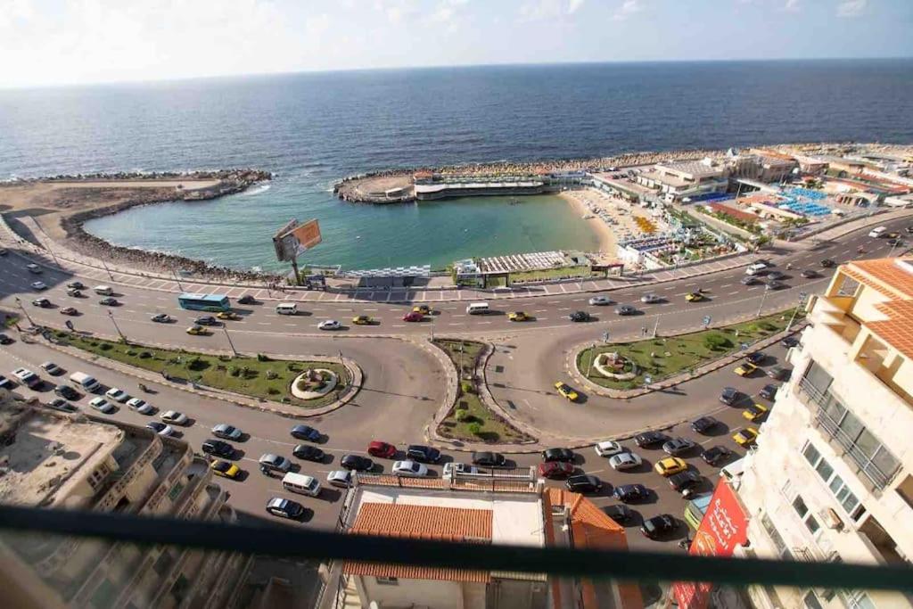 Beachfront Apartment in Alexandria