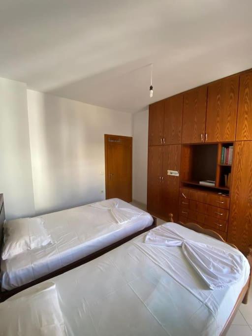 Tranquil Apartment in Sarandë 2