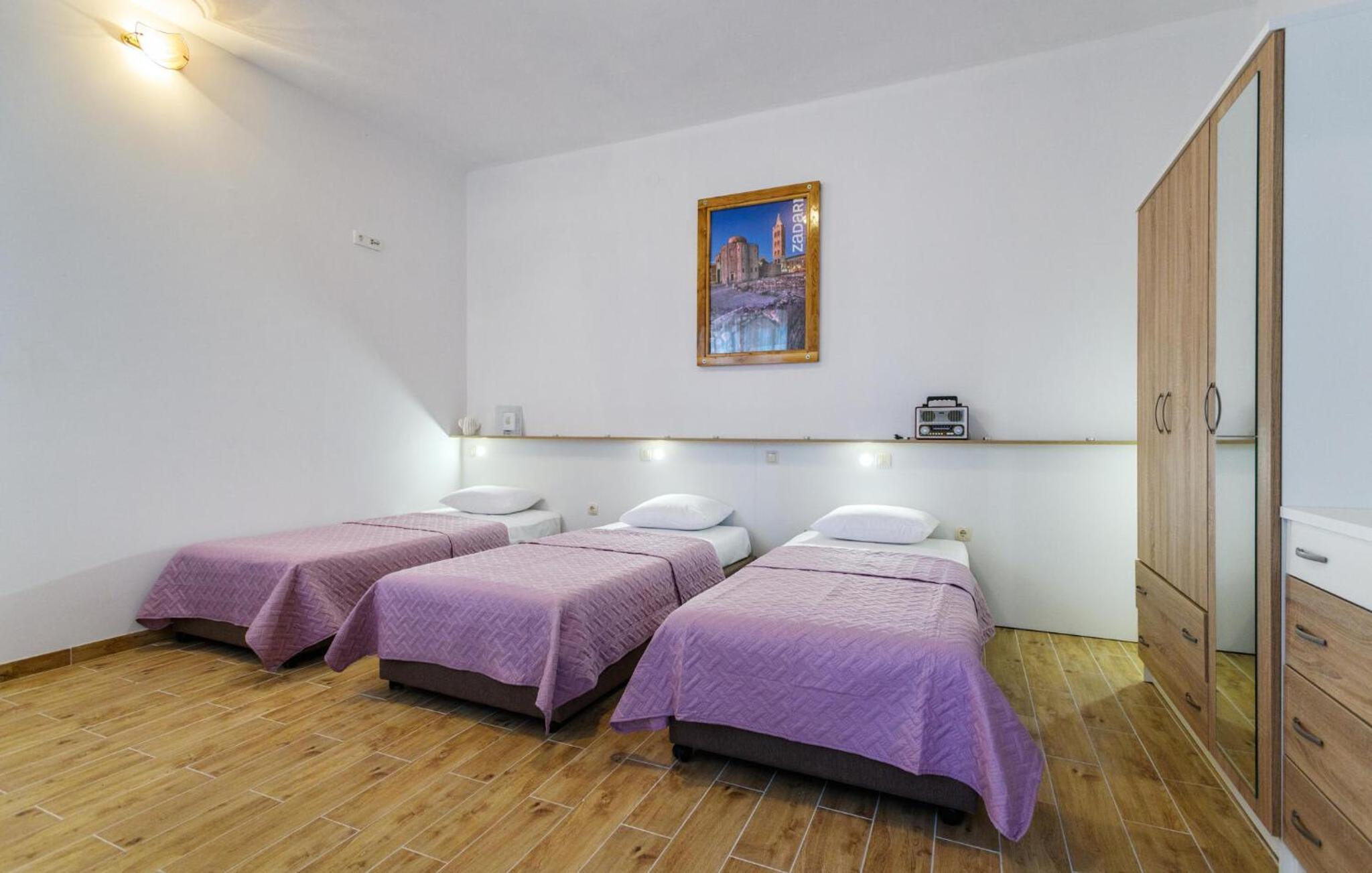 3 Bedroom Awesome Home In Medvida