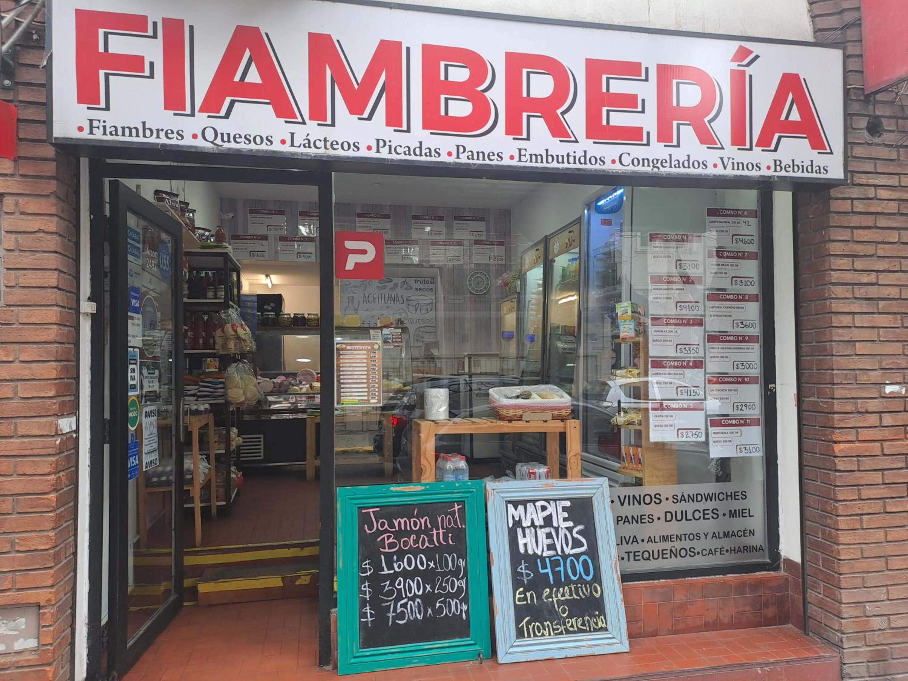 Belgrano, cerca de River, Barrio Chino y del subte, balcón, piscina y WiFi