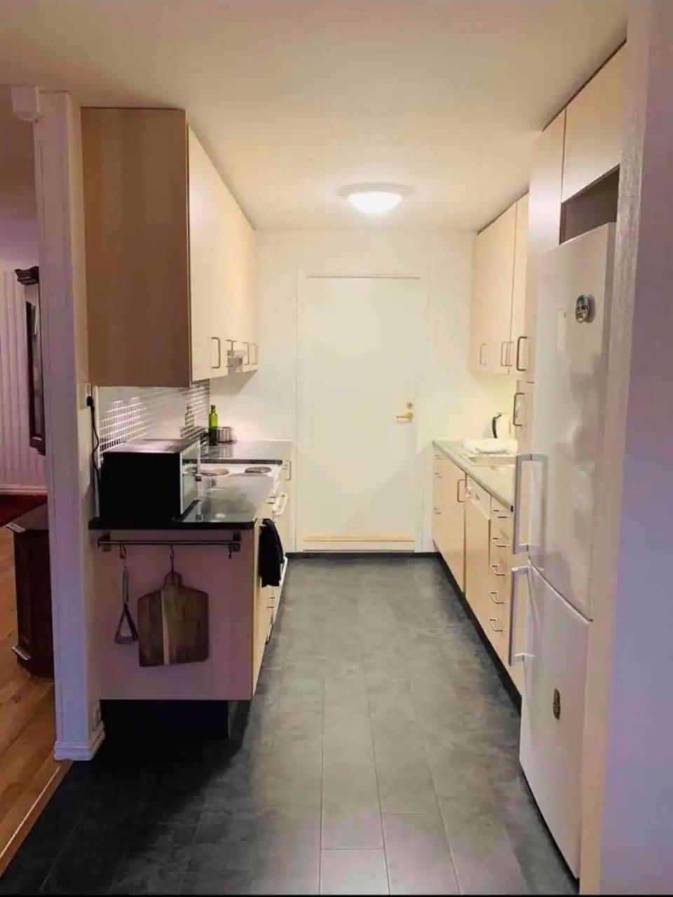 "Miracle Tromsø", Homestay with Friendly Hosts, Northern Light Trips and Car Rental Available view 3