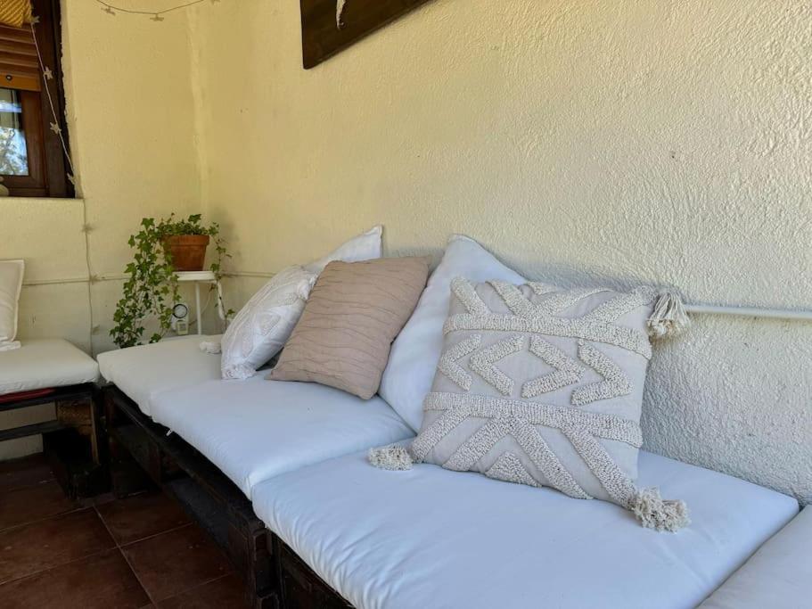Casita Rural de Campo con Jardín Privado
