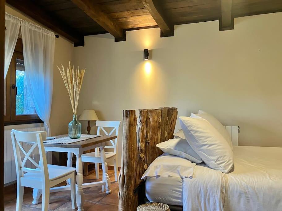 Casita Rural de Campo con Jardín Privado