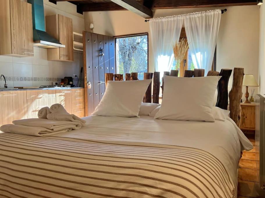 Casita Rural de Campo con Jardín Privado