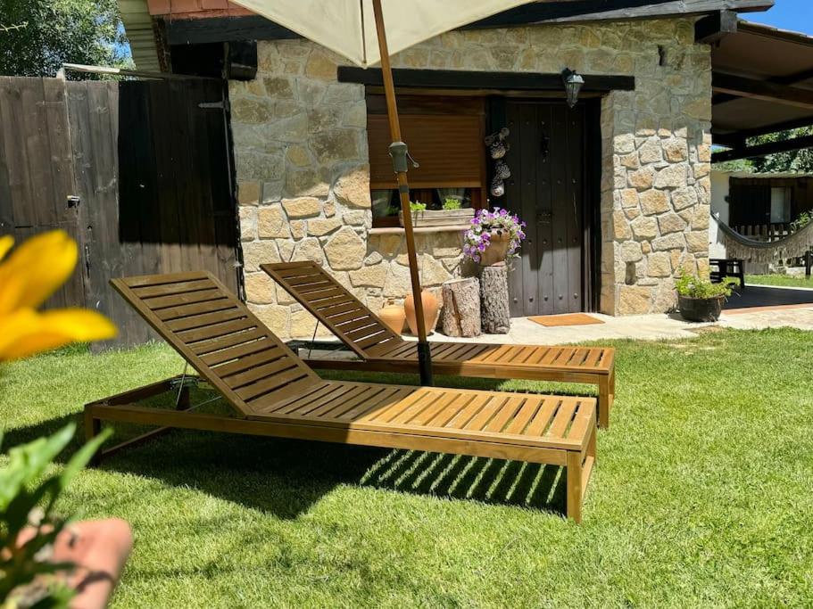 Casita Rural de Campo con Jardín Privado