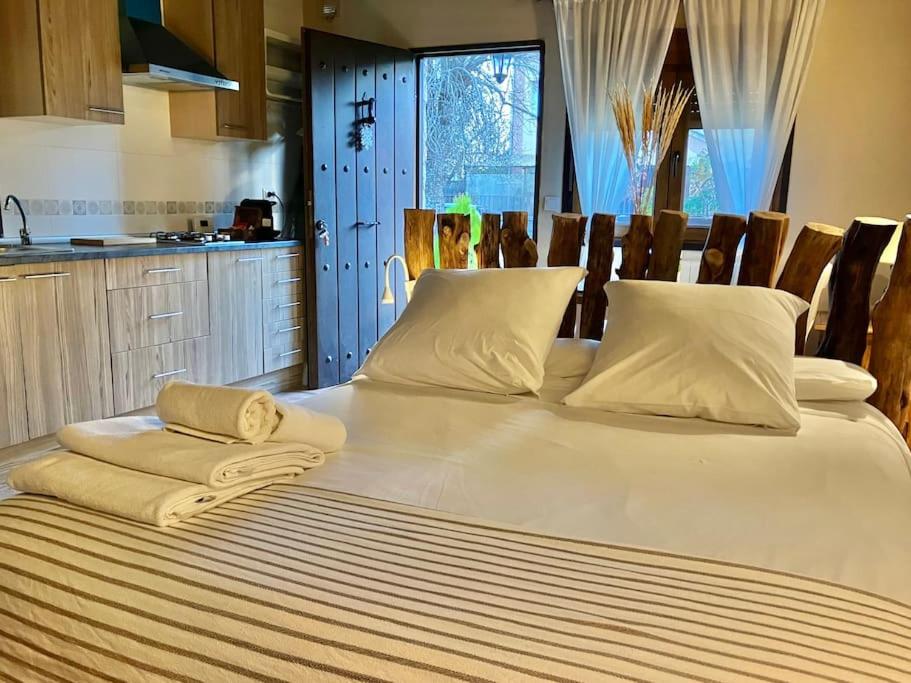 Casita Rural de Campo con Jardín Privado