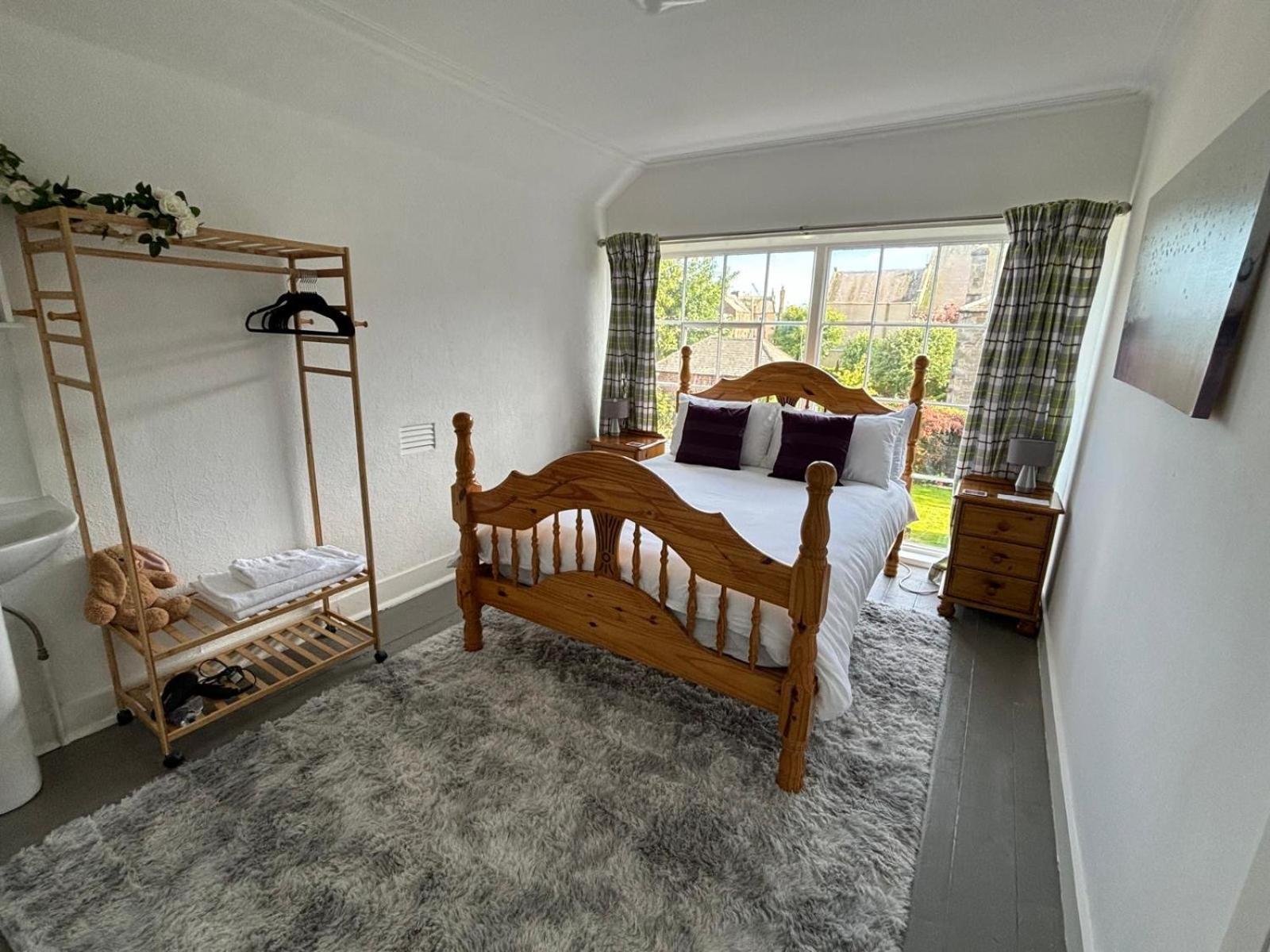 Esk House Apartment view 3