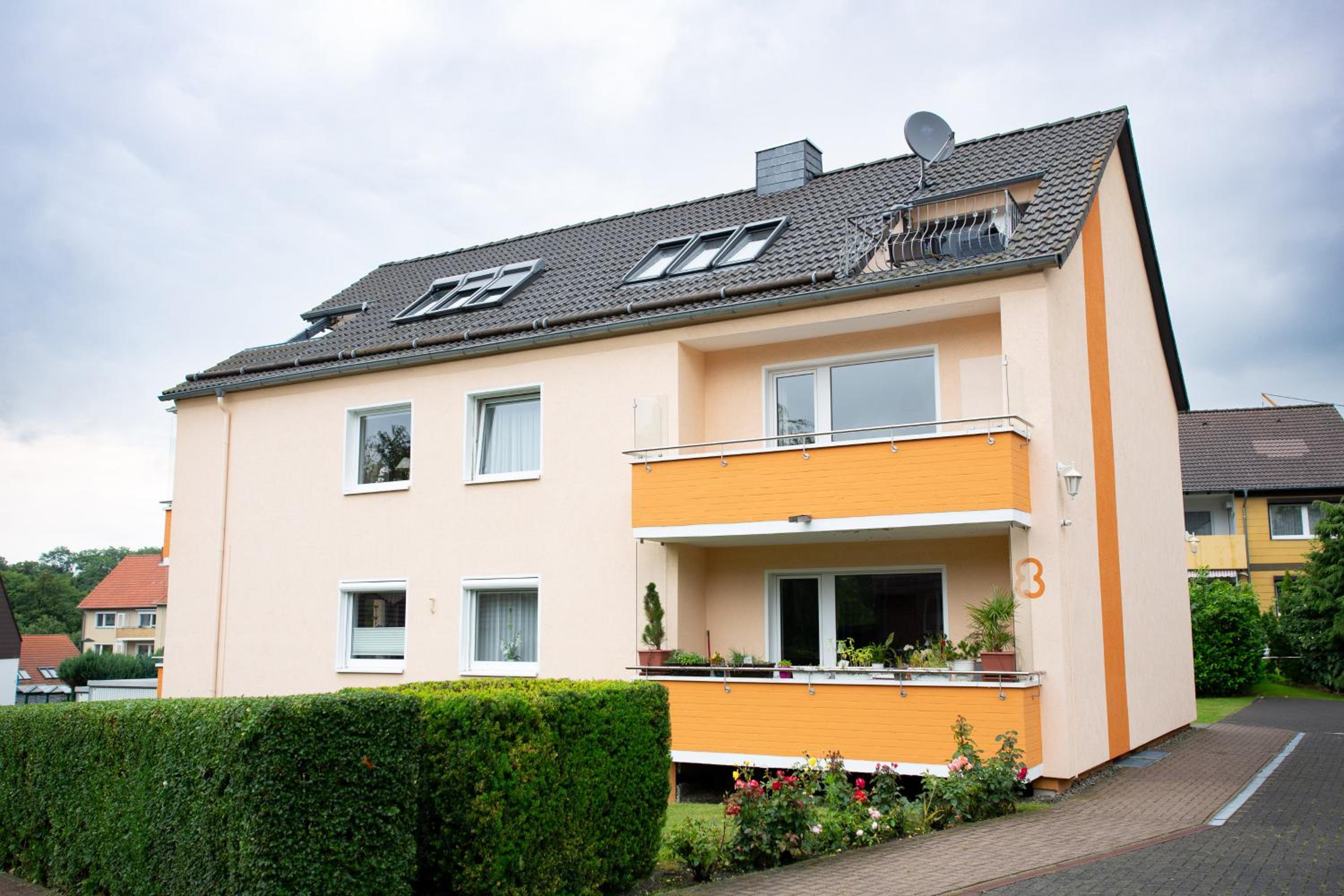 NEU! 9,7 Außergewöhnlich Bergblick mit Balkon Boxspringbett Kaffeevollautomat inkl Bettwäsche Handtücher #MeeneFewo de