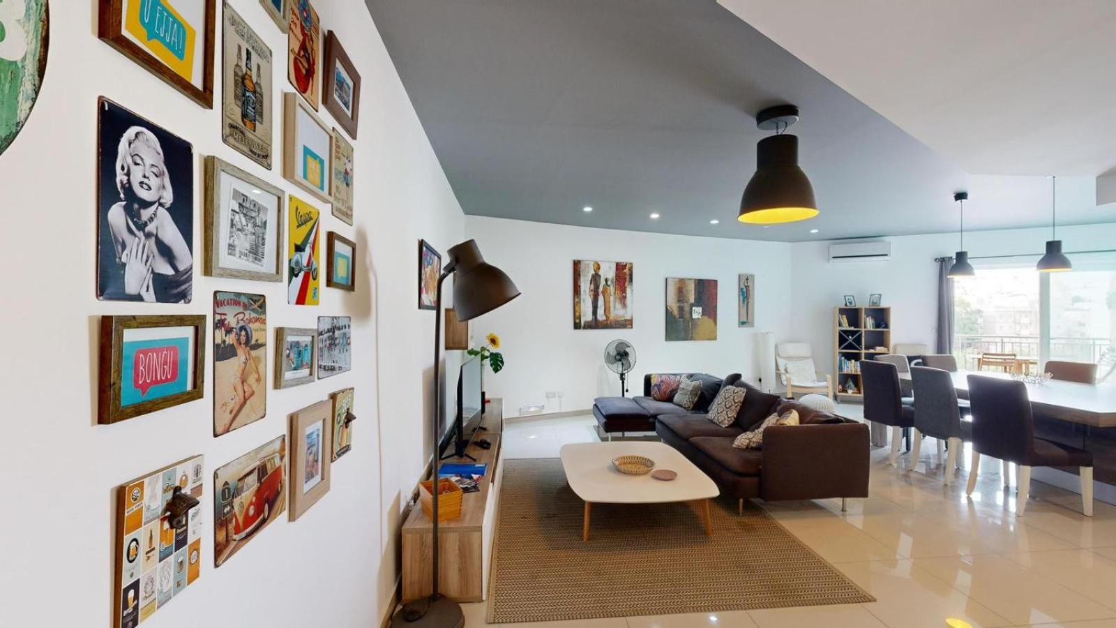Urban Retreat Family Apartment with BBQ photo 5