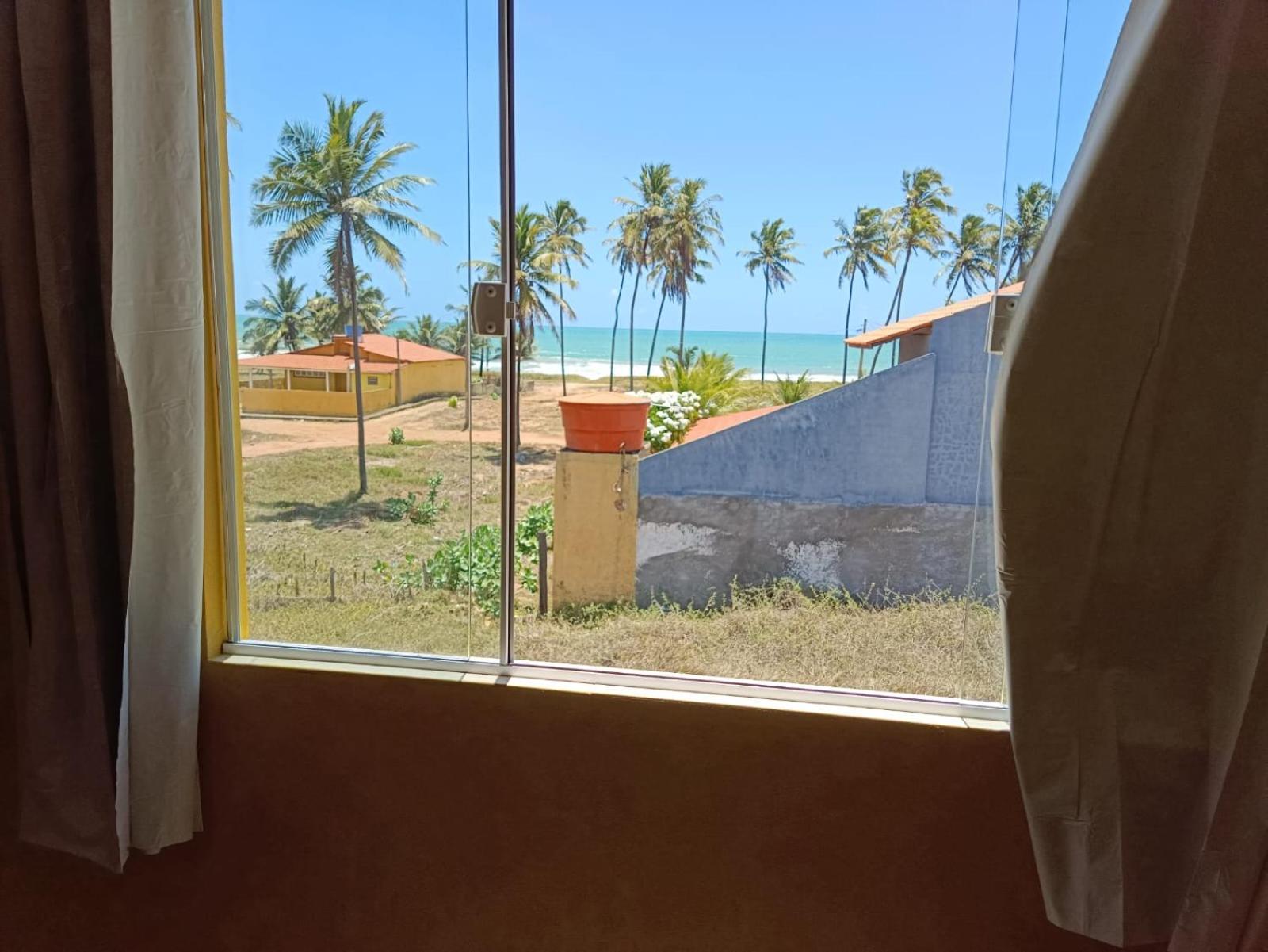 Casa Nova na Lagoa do Pau Com Vista Para o Mar