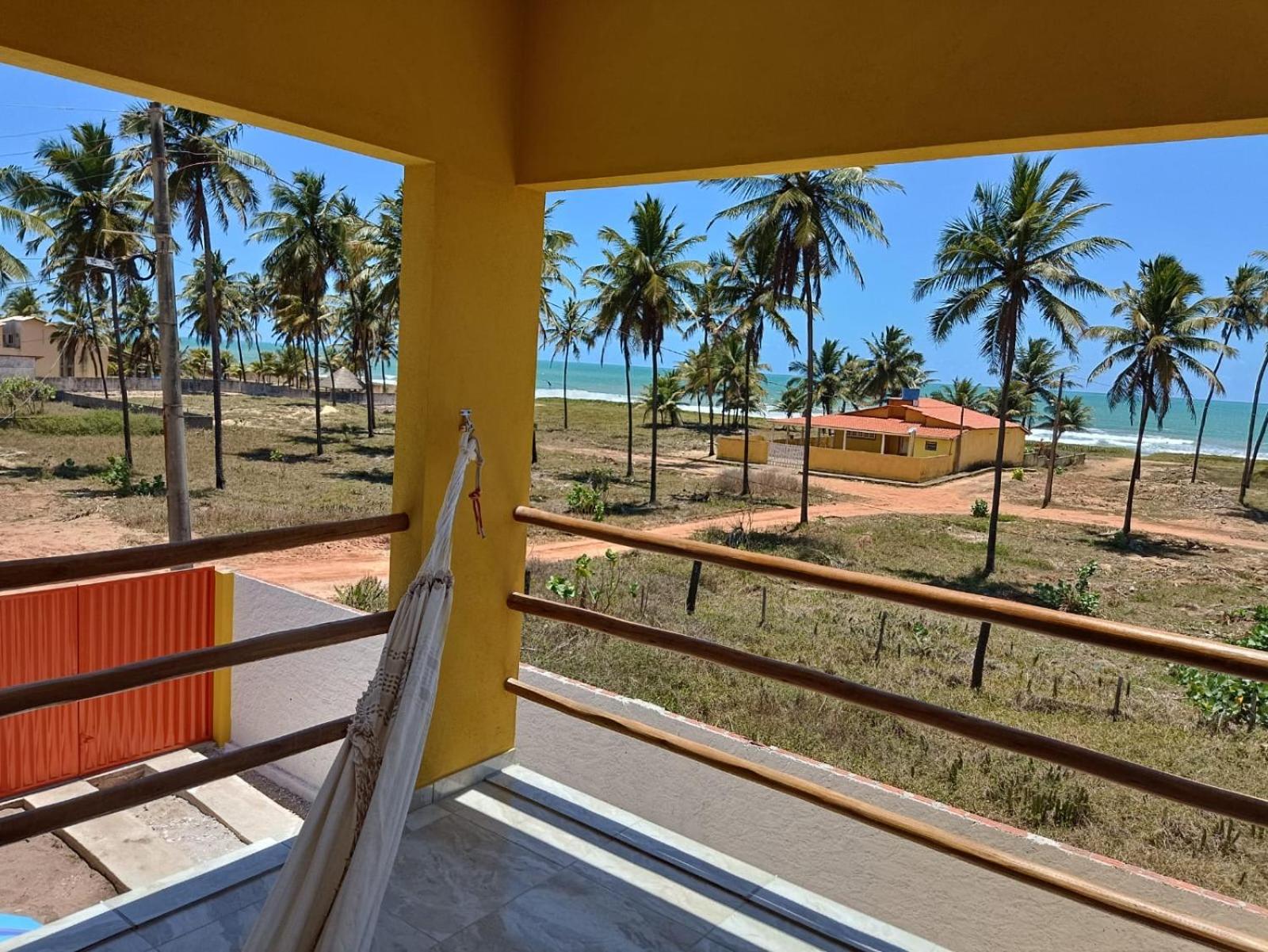 Casa Nova na Lagoa do Pau Com Vista Para o Mar