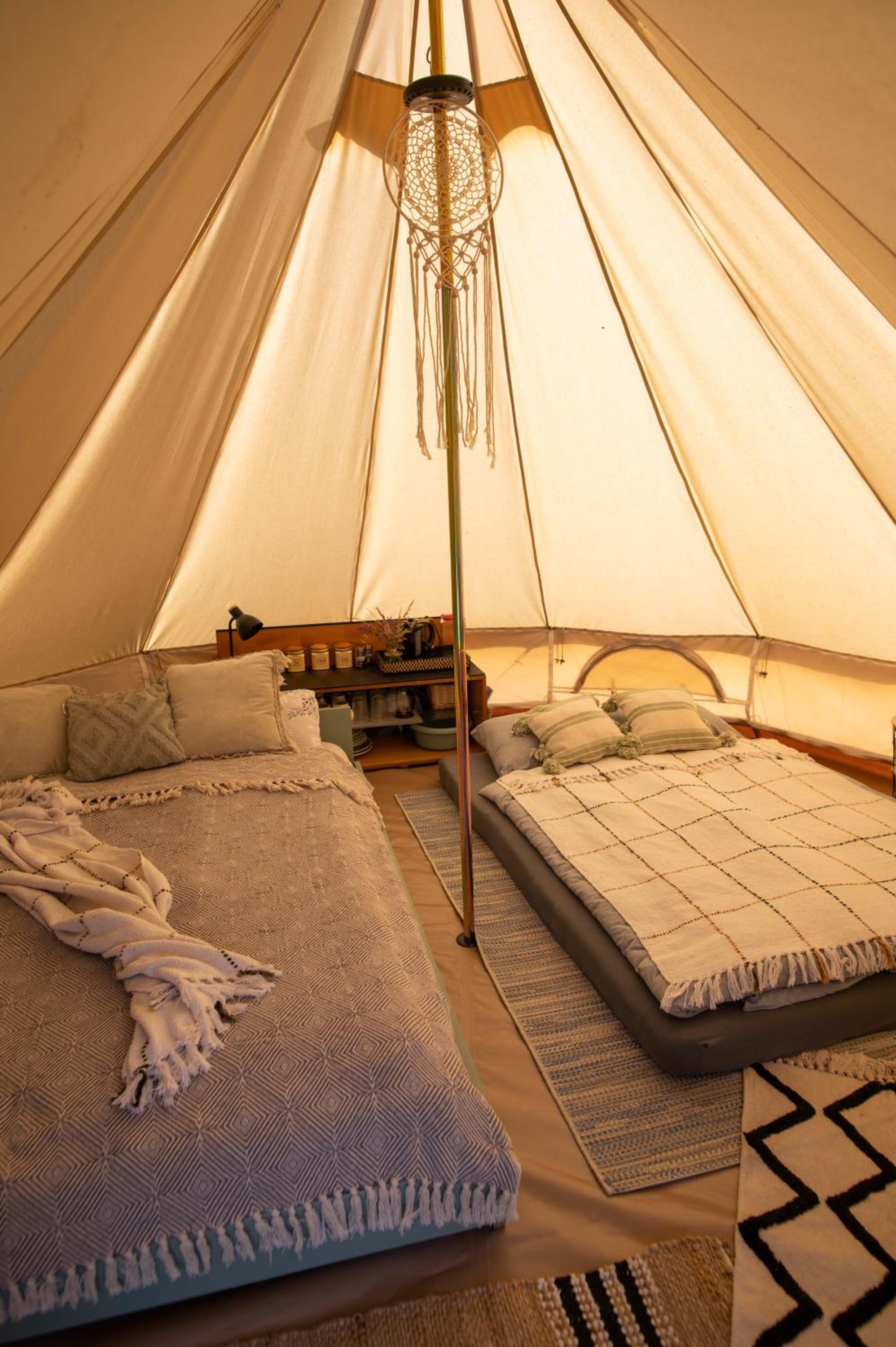 Glamping & Farm Zlaté Podlesí - Stan na louce