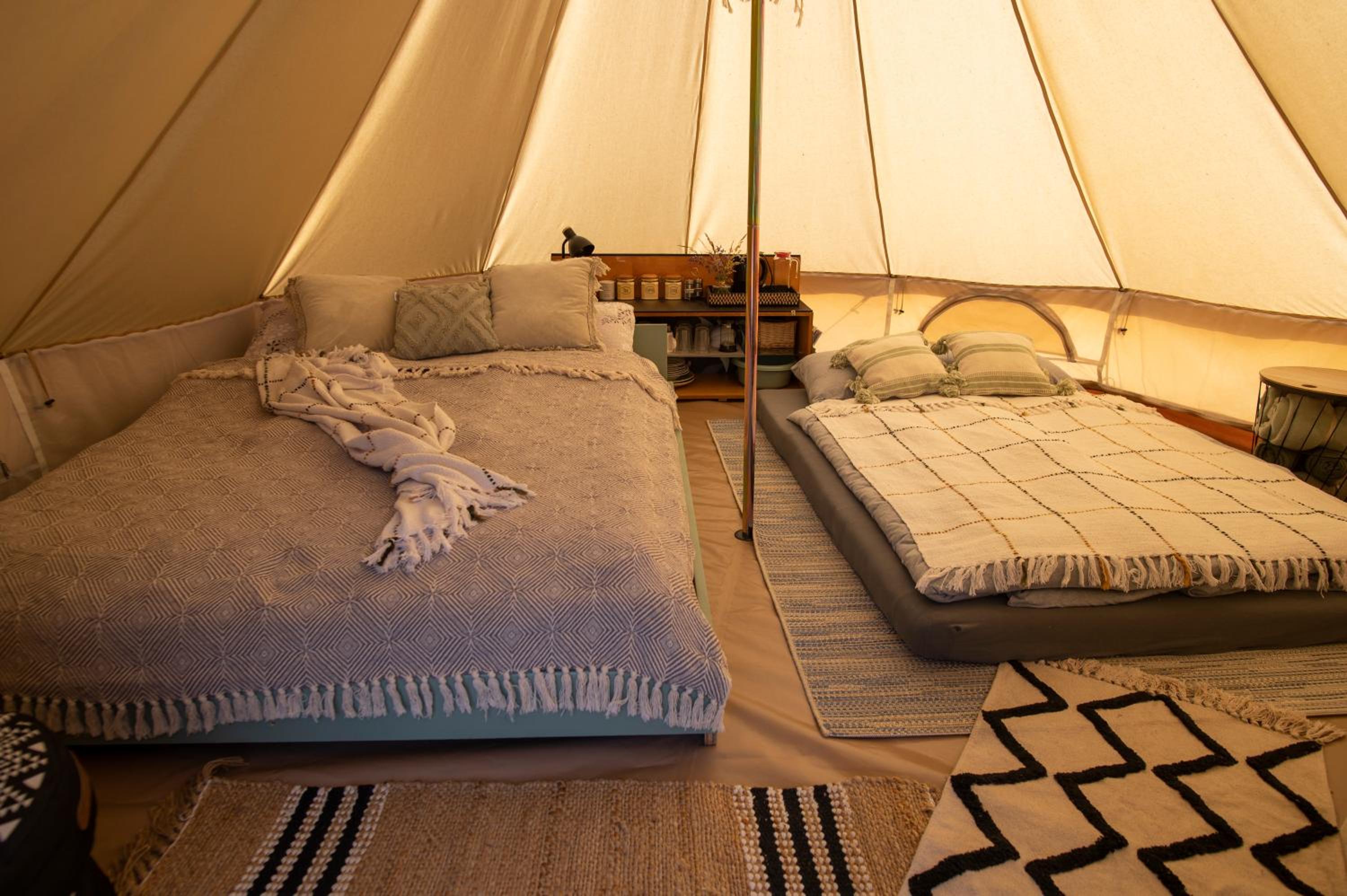 Glamping & Farm Zlaté Podlesí - Stan na louce