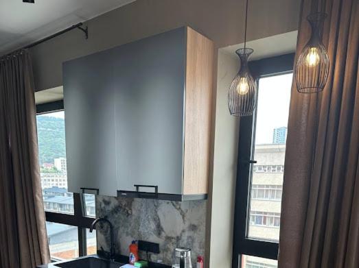 Avilion Apartments Anj 7 2 view 4