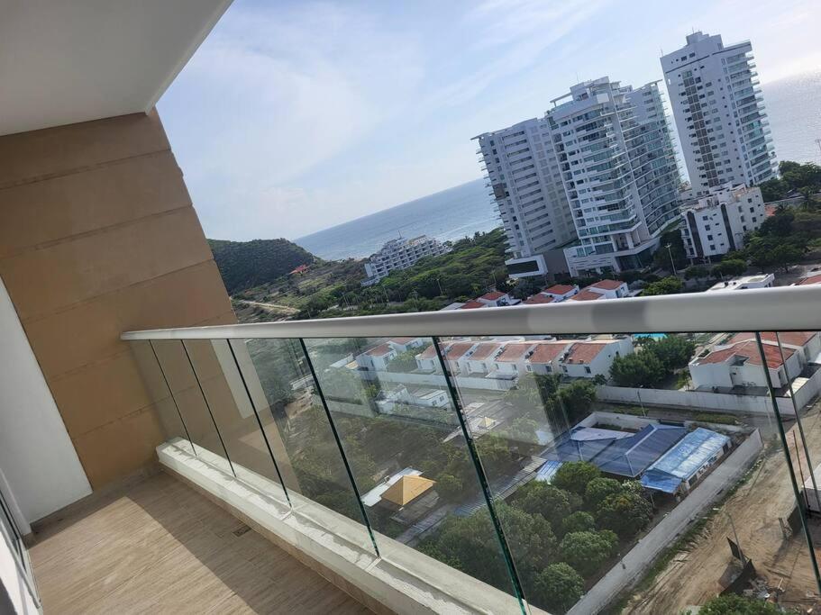 Apartamento Con Vista Al Mar Salguero Suites