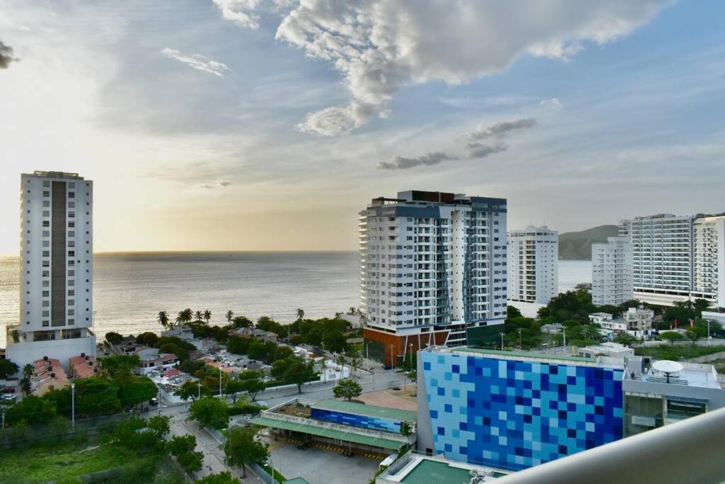 Apartamento Con Vista Al Mar Salguero Suites