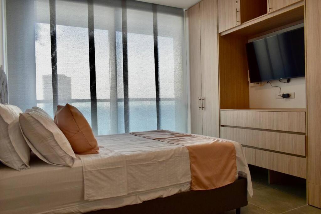 Apartamento Con Vista Al Mar Salguero Suites