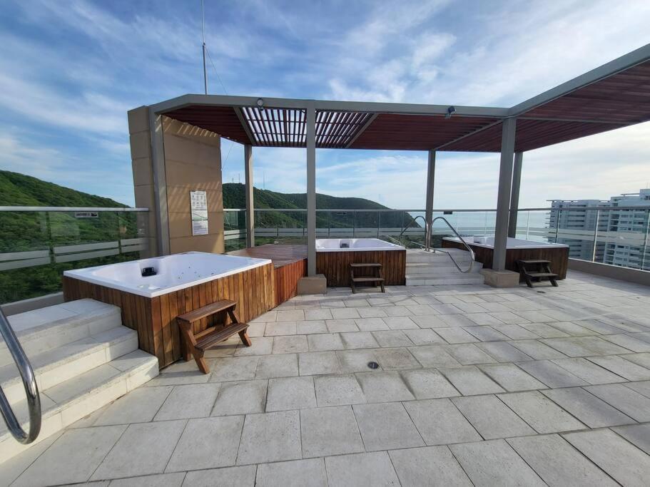 Apartamento Con Vista Al Mar Salguero Suites