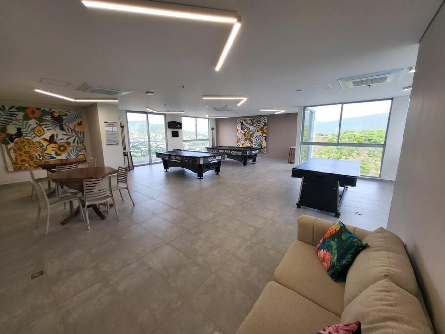 Apartamento Con Vista Al Mar Salguero Suites