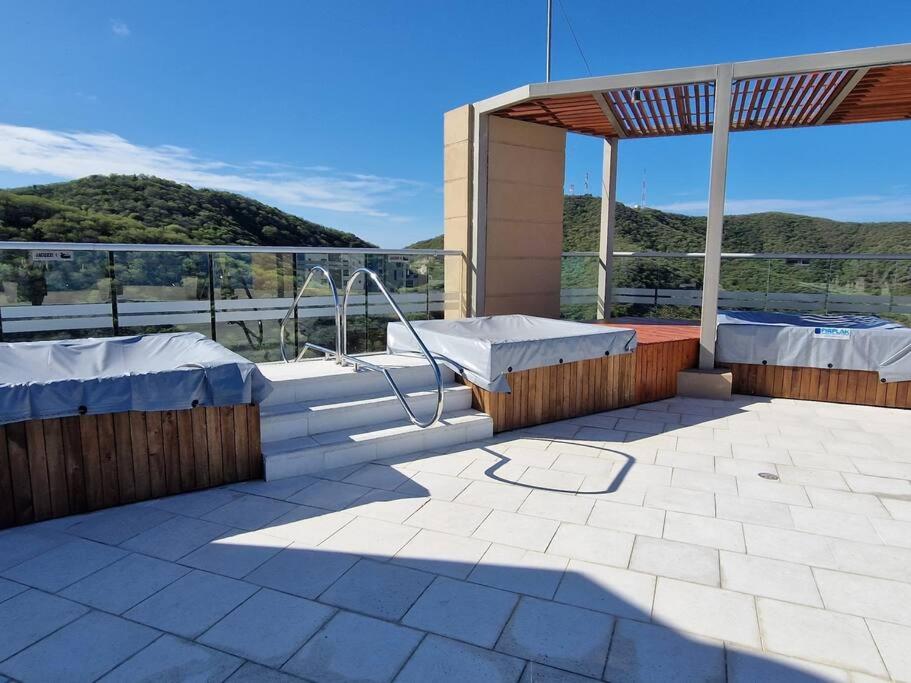 Apartamento Con Vista Al Mar Salguero Suites