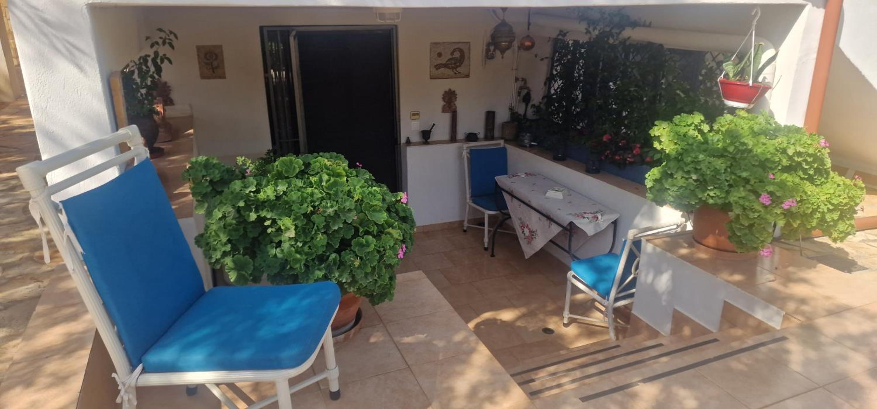 Villa Aura - Thymari en Sounio — balance & terrace