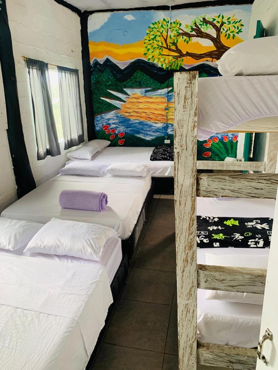 Colors Fantasy Guatape Backpackers and Travellers