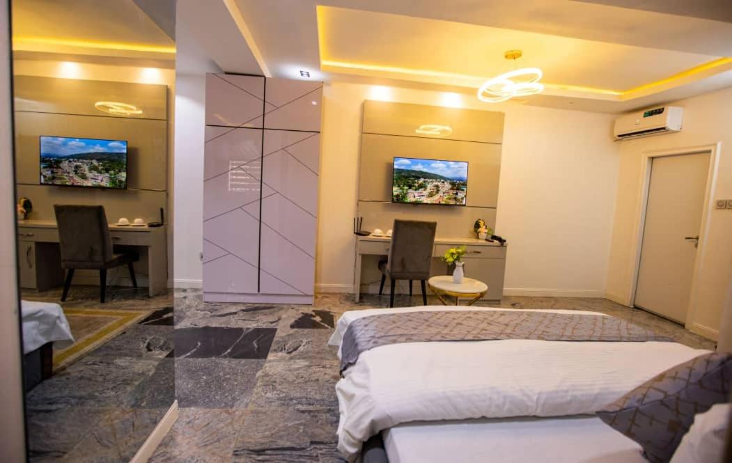 Yoke Luxury Apartment