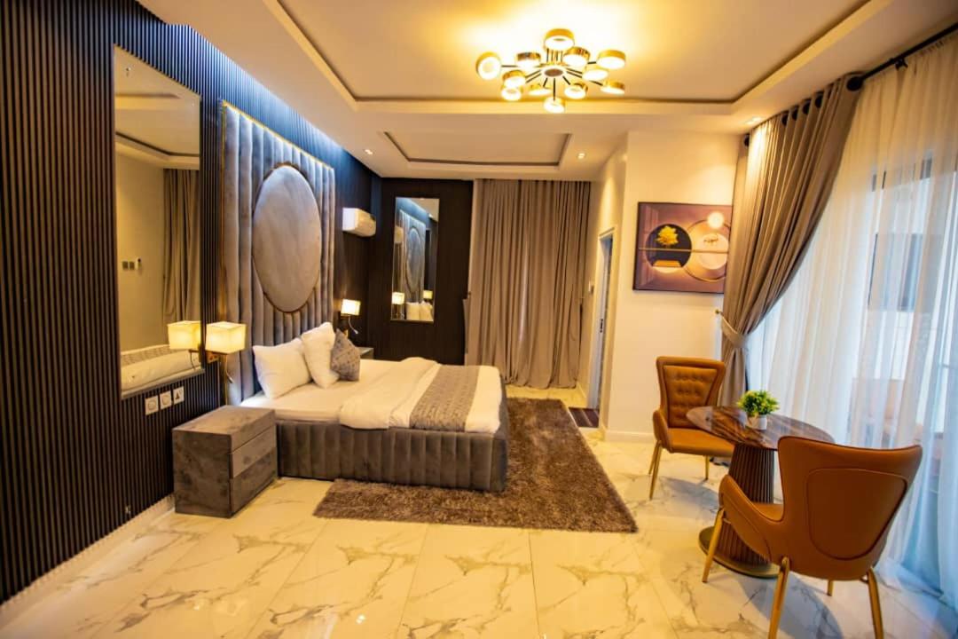 Yoke Luxury Apartment