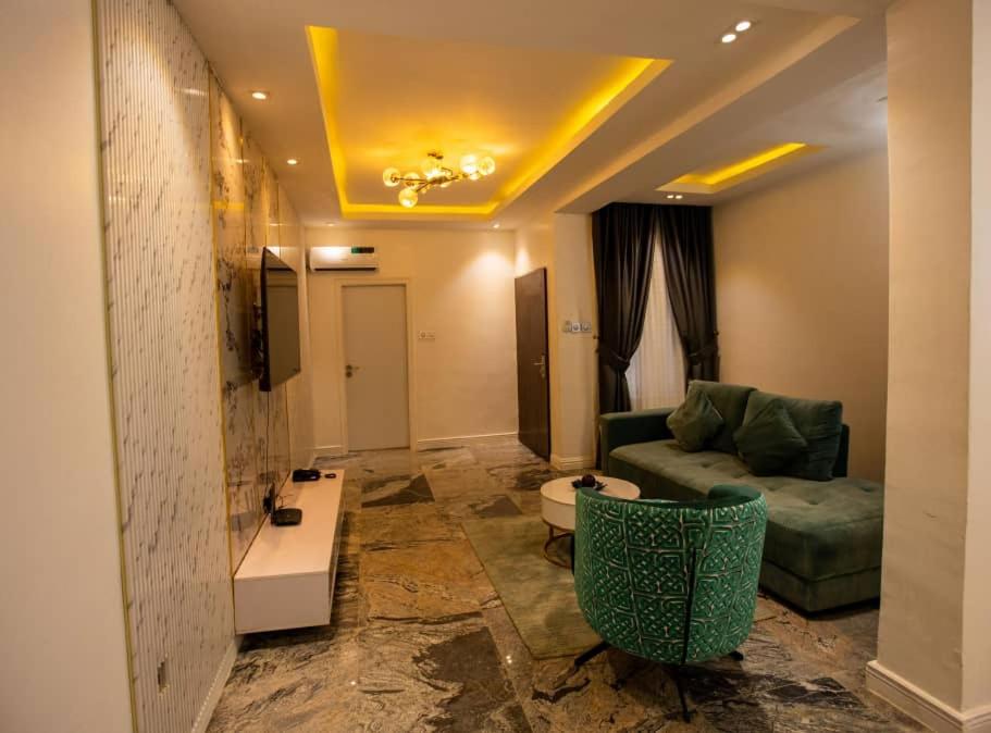 Yoke Luxury Apartment