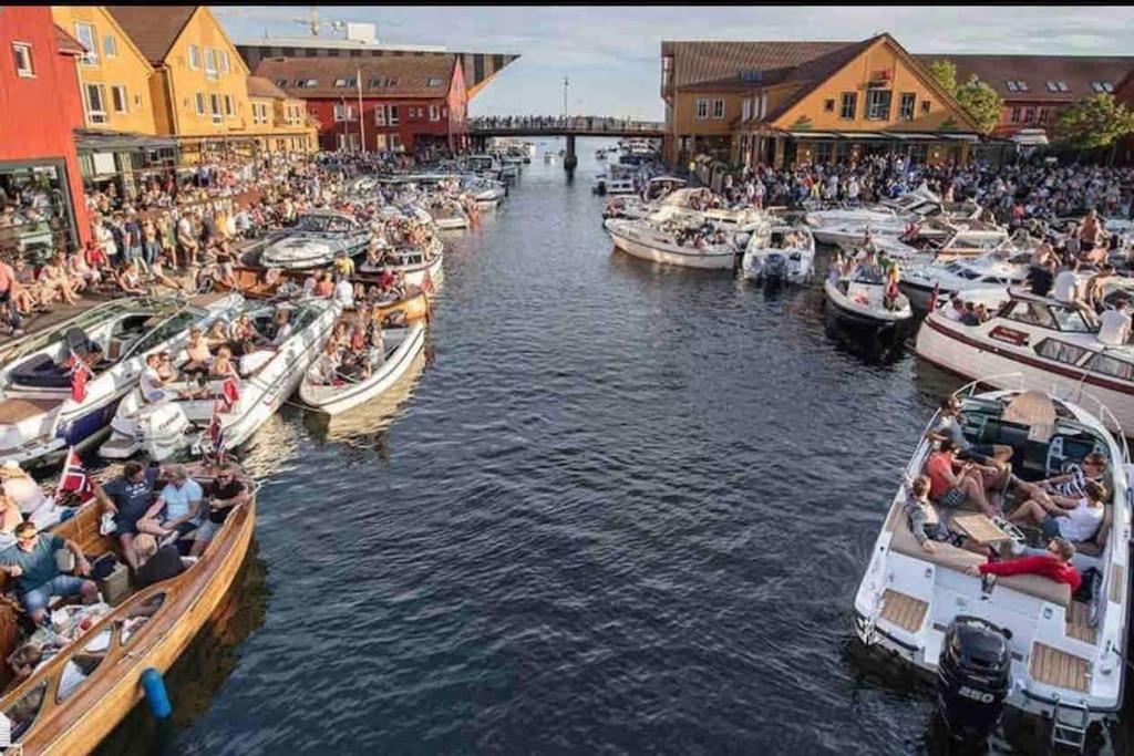 Møblert ferieleilighet i det fineste stedet i byen