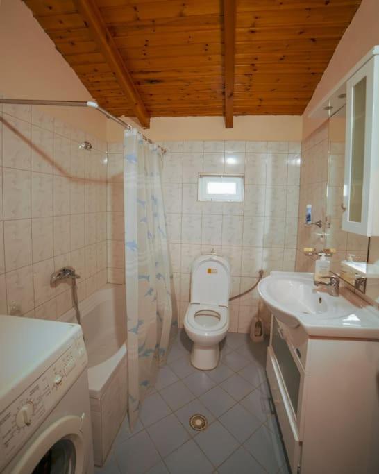 Cozy loft Big balcony all comfort Near Sarandë