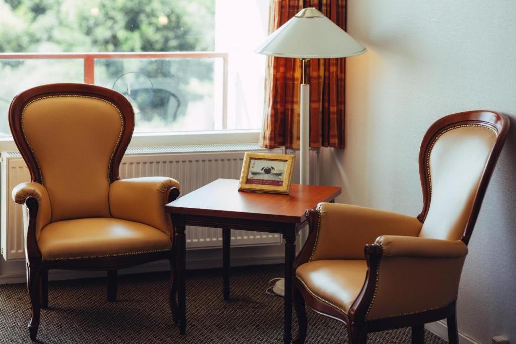 FBC Room Business