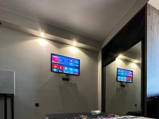 Avilion Apartments Sh 22 1 view 3