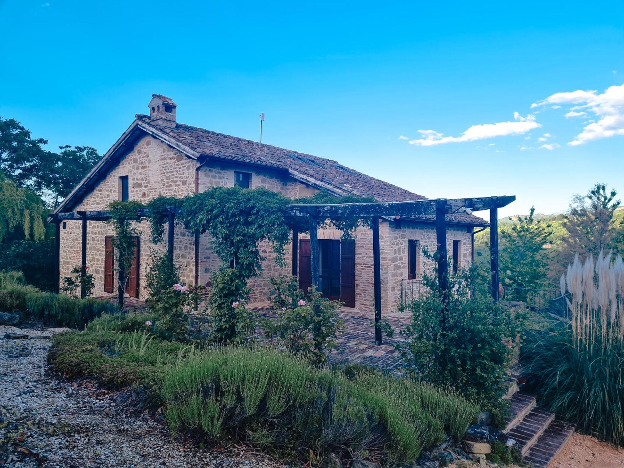 La Mela Rosa Bed & Breakfast
