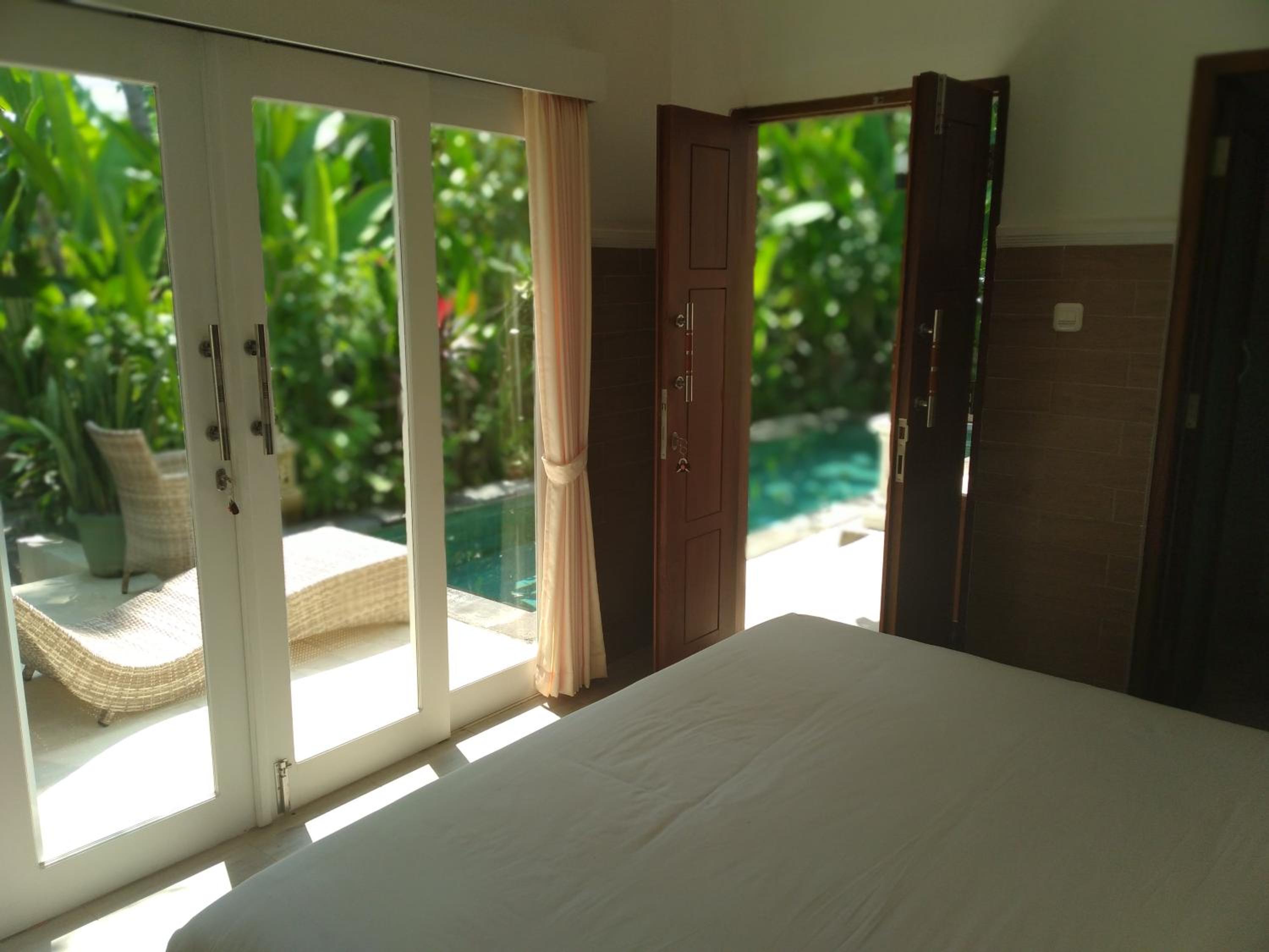 Lovina Garden Retreat