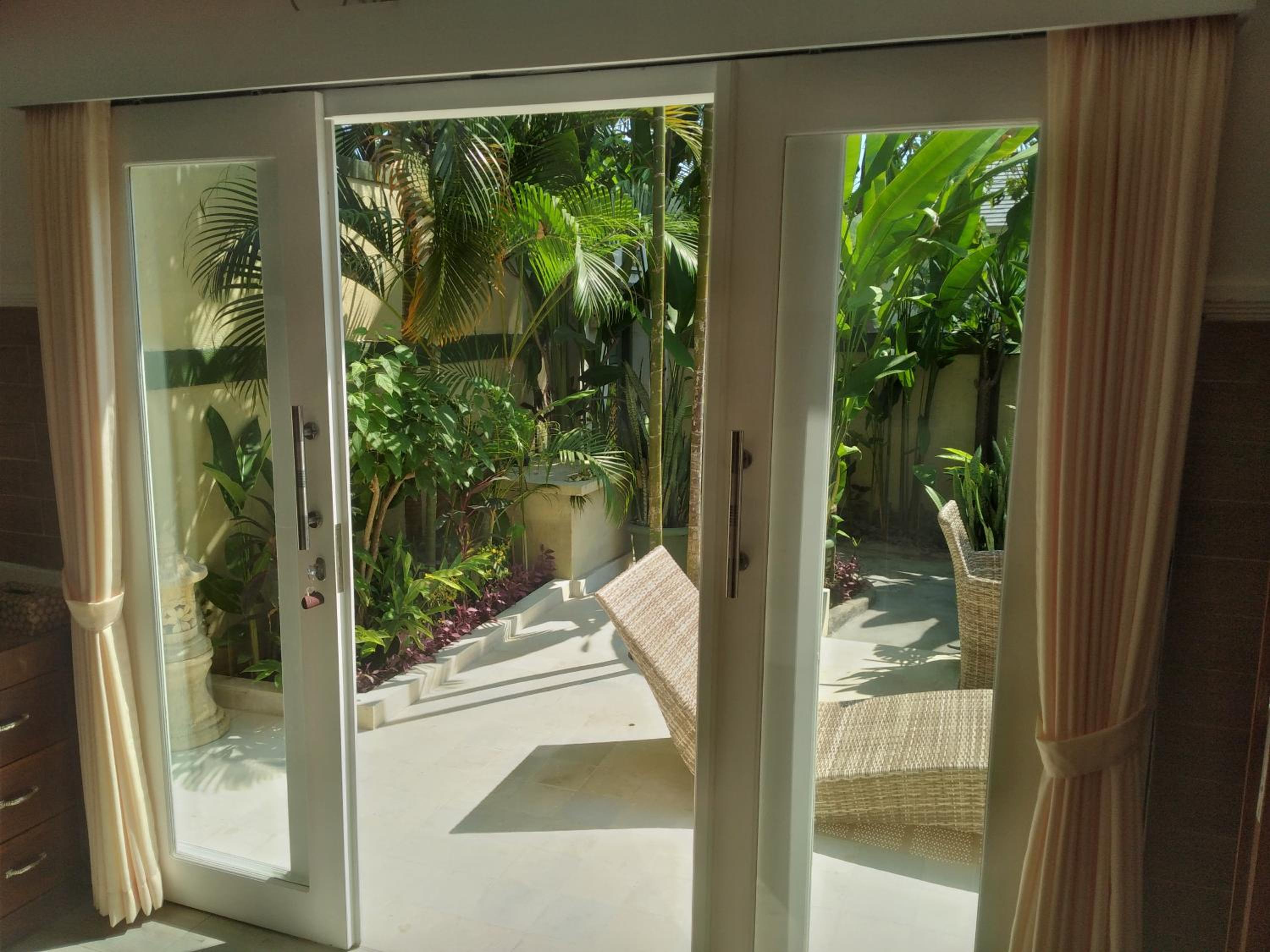 Lovina Garden Retreat