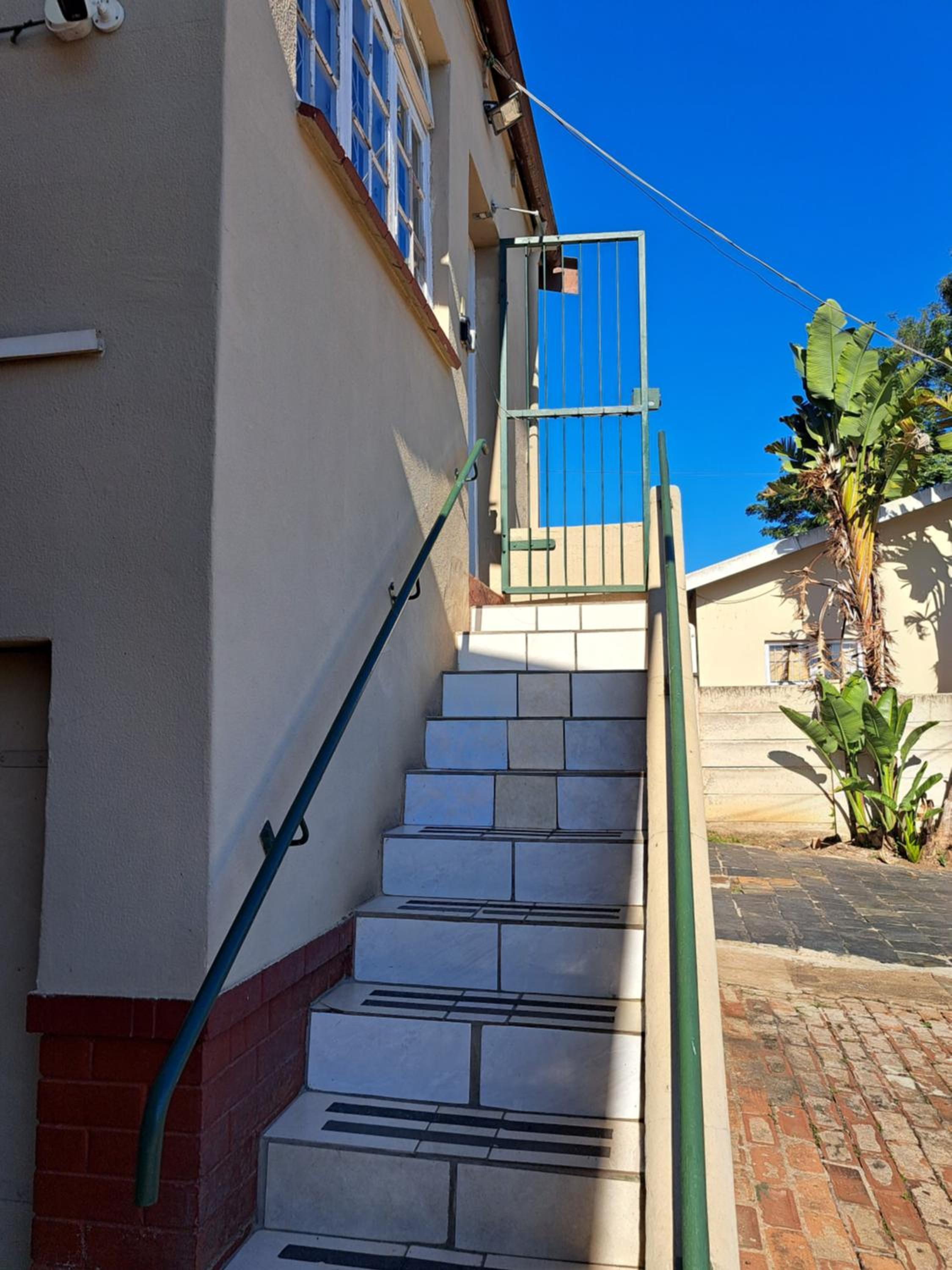 PMB Backpackers Lodge