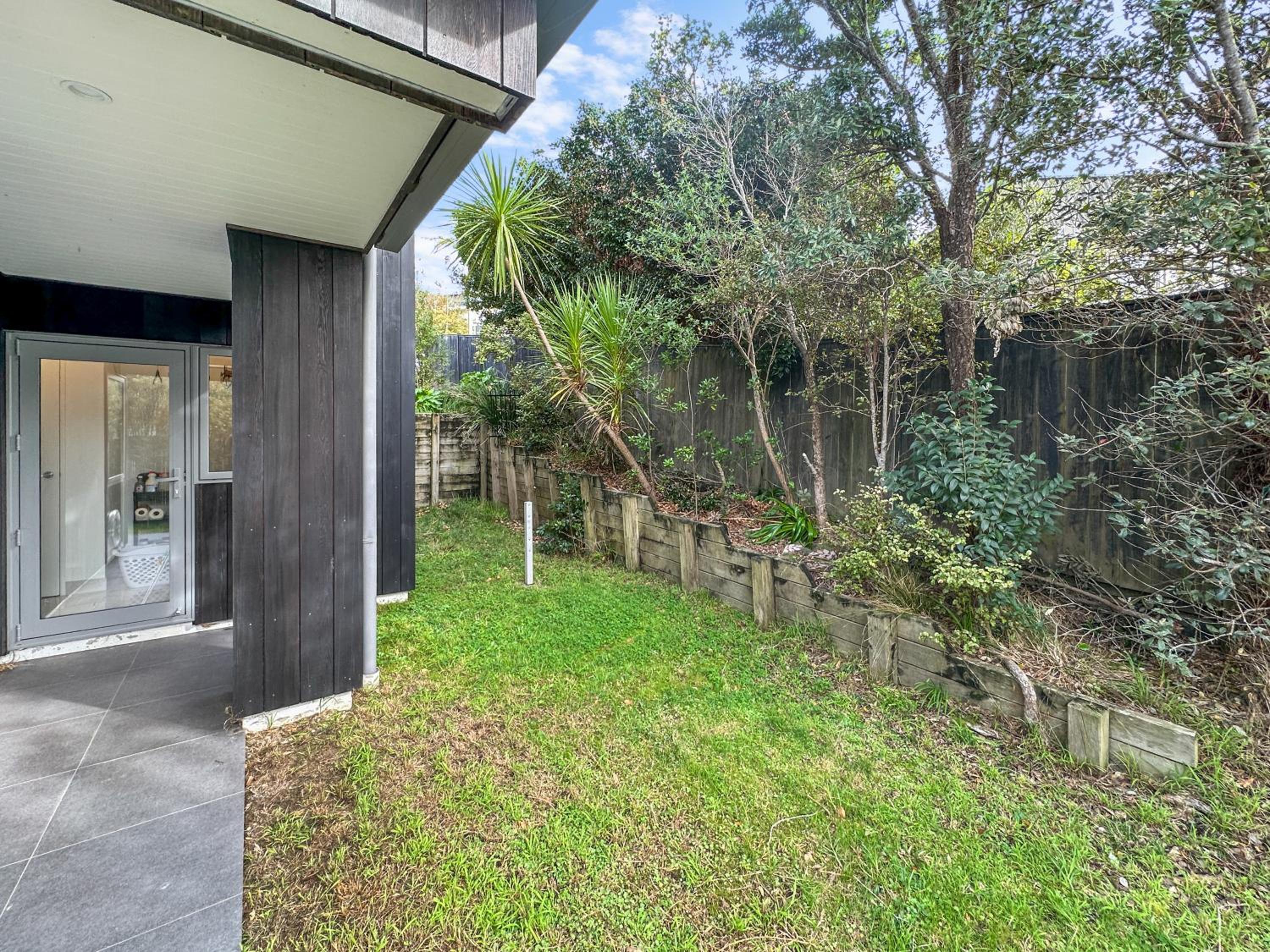 Murrays Gem l Modern 4bed Stunner l Sea View & Spa!