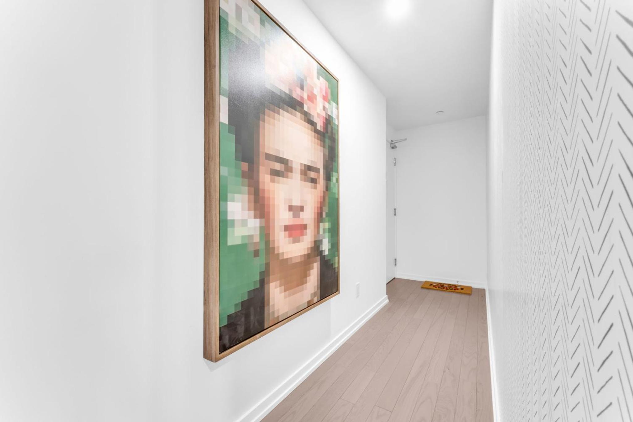 Bespoke 1BR Suite Entertainment District