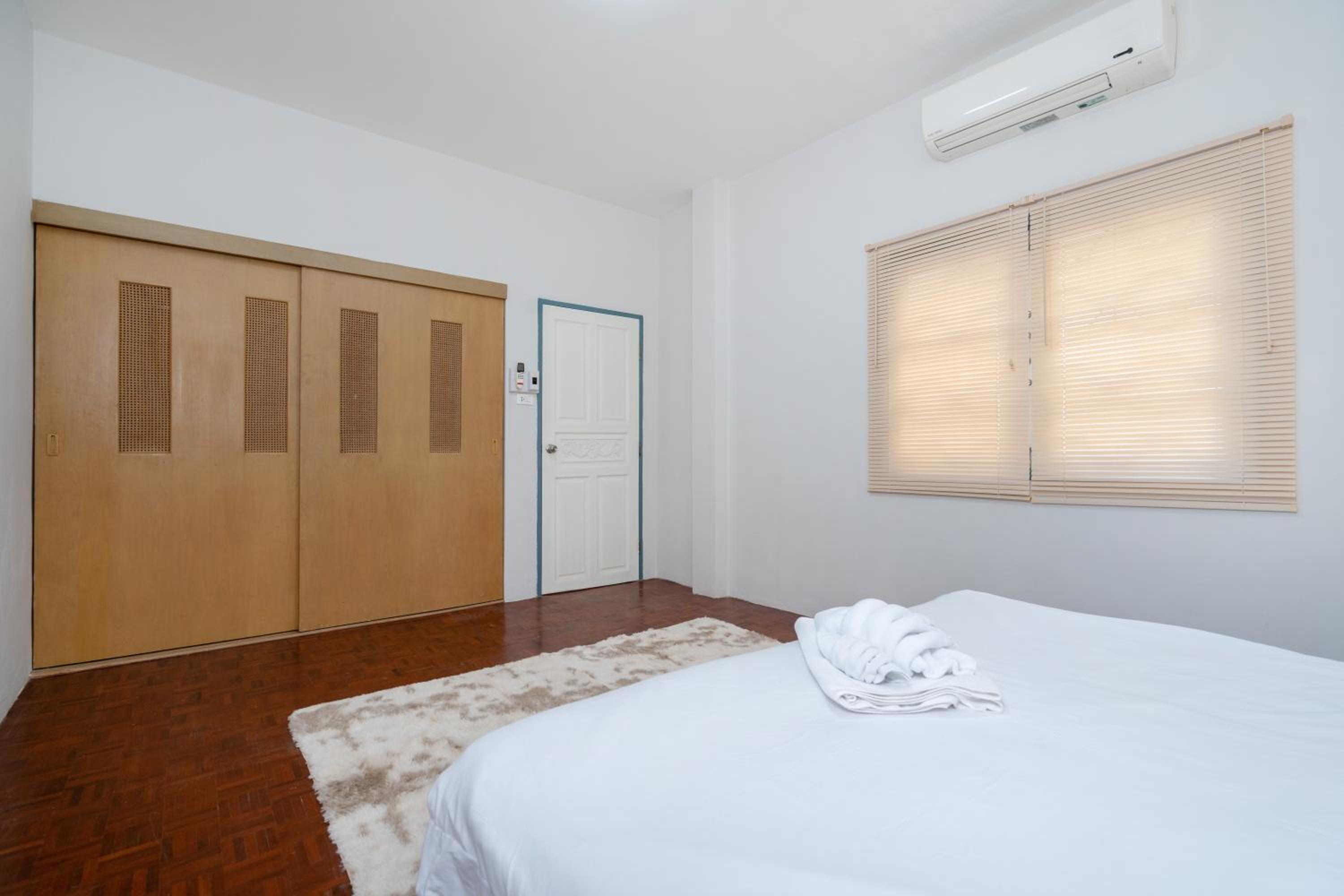 Bangla Patong Pool Villas with 4 Villas different designs choose fro, photo before Book